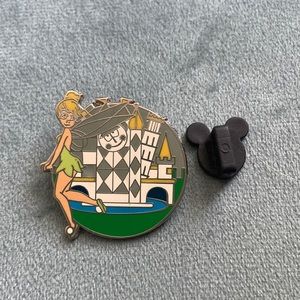Tinkerbell it’s a small world disney pin